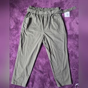 NWT Ava & Viv Trouser